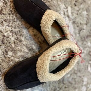 Dearfoams Men’s Slippers New Never Worn